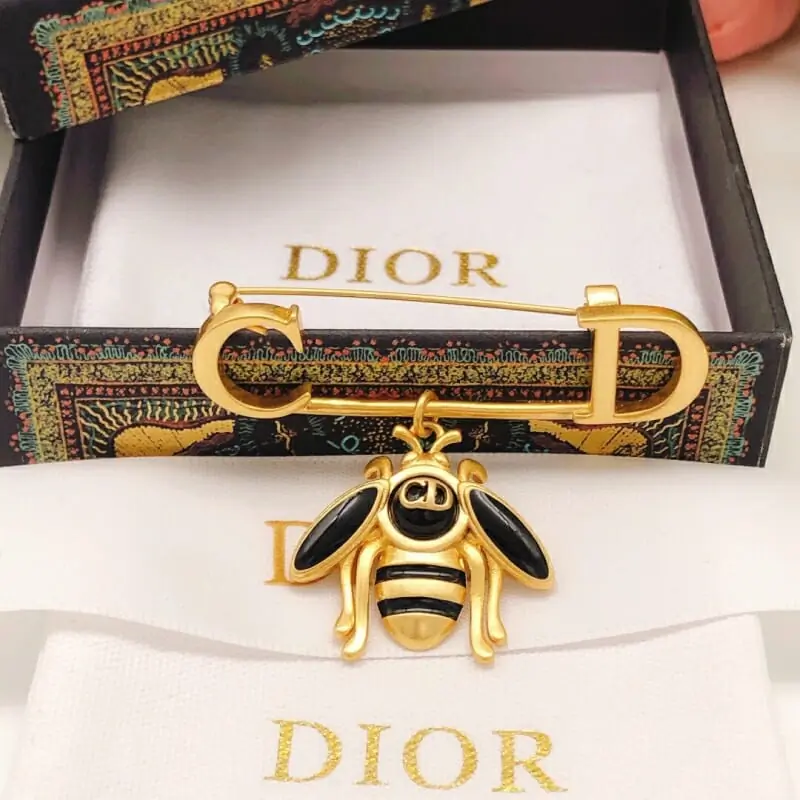 christian dior brooches pour femme s_123ba512